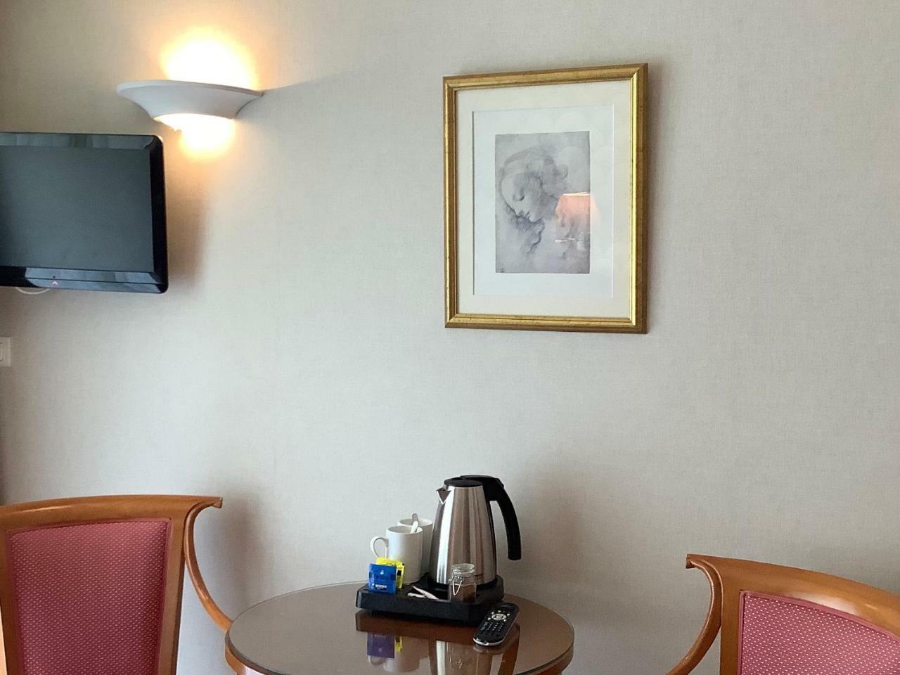Hotel Diana Vence Bagian luar foto